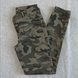 New York & company Camo legging Jean style pant